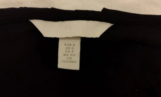 Blusa negra de manga larga