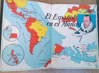 Libros antiguos a 6.95€ la unidad.