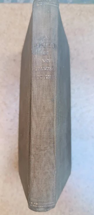 Libros antiguos a 6.95€ la unidad.