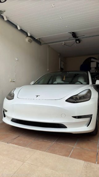 Tesla Model 3 2020
