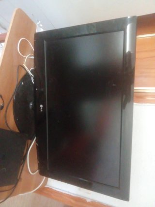 Televisión LG Negra