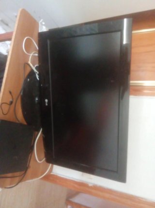 Televisión LG Negra