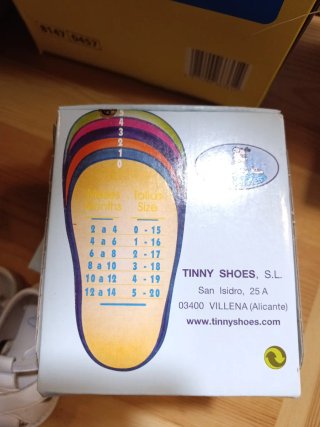 Sandalias blancas niño Talla 19. Calzado bebe .