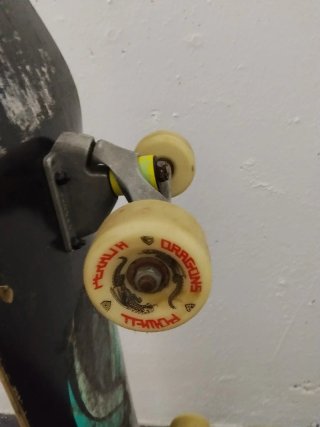 Tabla Powell Peralta Flight 9 con Ejes Carver CX