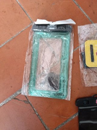 Funda impermeable para móvil
