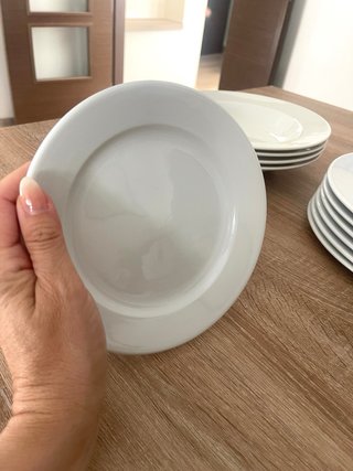 Vajilla de porcelana blanca