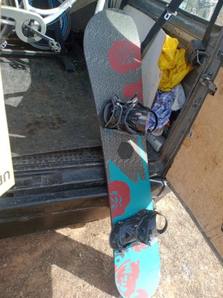 Tabla Snow Burton Dominant