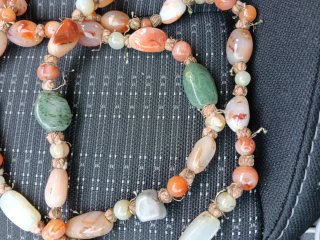 Collar piedras naturales antiguo