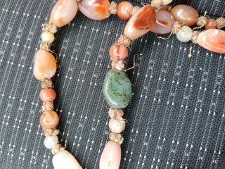 Collar piedras naturales antiguo