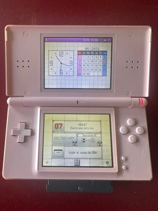 Nintendo DS Lite Rosa con cargador
