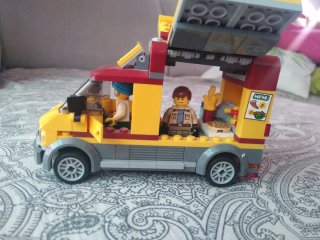 Lego City 60150 Camión de Pizza