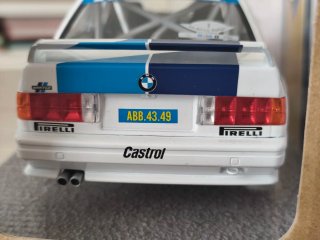 1:18 BMW M3 E30 Hartge Solido Competition