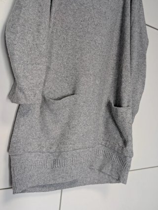 Jersey gris con capucha talla única