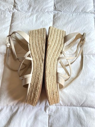 Sandalias cuña esparto beige