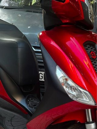 Piaggio Medley 125 S Sport Roja