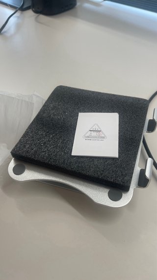 Soporte portátil ajustable de aluminio