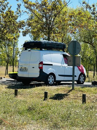Ford Transit Courier 2017