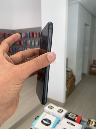 iPhone 11 Negro Espacial