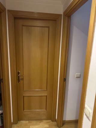Puerta interior madera maciza roble