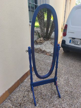 Espejo de pie vintage azul