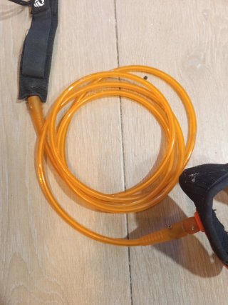Leash para surf naranja
