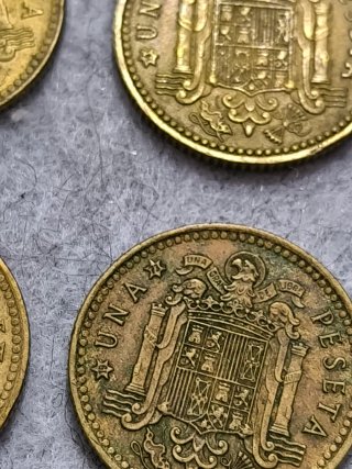 Lote 9 monedas 1 pesetas - años 72 - 73 y 75 al 81