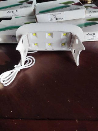 Lámpara UV secado uñas nueva a estrenar