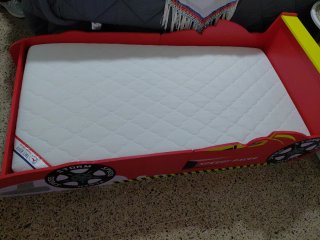 Cama infantil coche de carreras