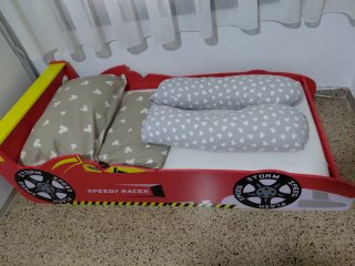 Cama infantil coche de carreras