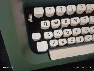 Olivetti Studio 46 Máquina Escribir + Maletín