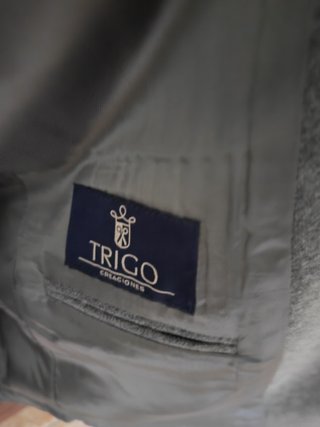 Traje de tres piezas Trigo creaciones