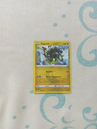 Cartas Pokémon Yveltal, Drampa, Gourgeist, Zygarde