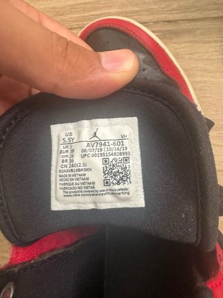 Zapatillas Jordan Access GS Rojas y Negras