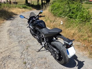 Suzuki GSX-8R Negra