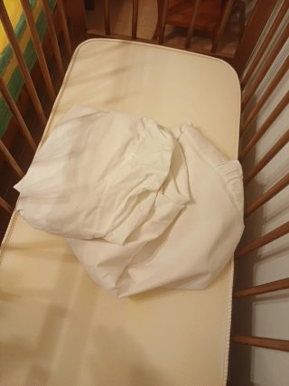 Cuna de madera