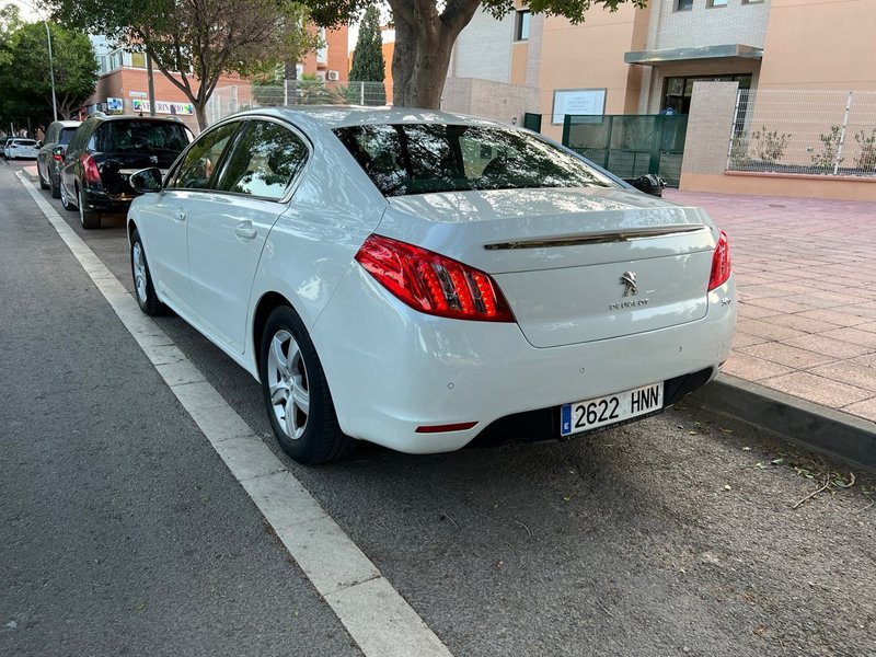 Peugeot 508 2013 - foto 1