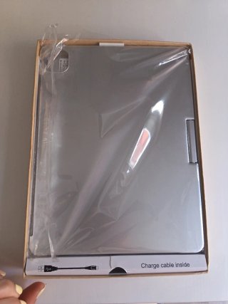 Funda con teclado para iPad Pro 11