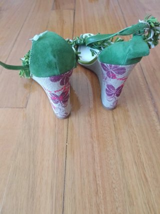 Sandalias cuña Miss Sixty verde y blanco