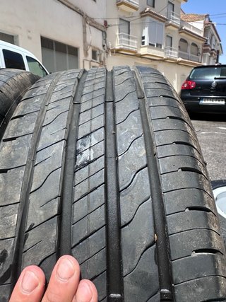 Llantas Golf 5 (4 unidades)