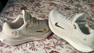 Nike InfinityRN 4 Talla 40 Blanco/Oro