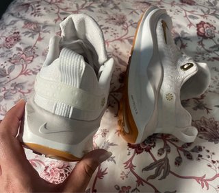 Nike InfinityRN 4 Talla 40 Blanco/Oro