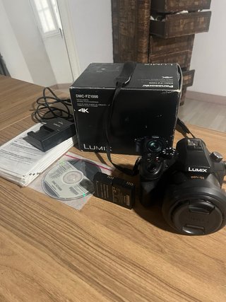 Panasonic Lumix DCM-FZ1000 4K Negra