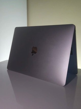 Macbook PRO 2017 256gb como nuevo+cable