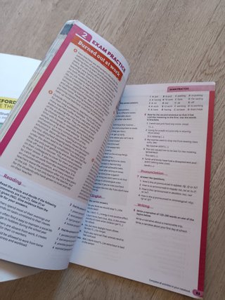 Idiomatic 2 Student's Book with Ebook
