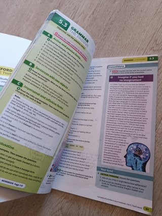 Idiomatic 2 Student's Book with Ebook