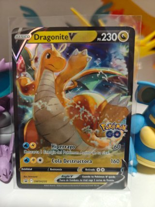 Carta Pokémon Dragonite V SWSH 235 promo español