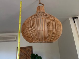 2 Lámparas de techo de ratán