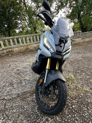 Honda X-ADV 750 Maxi Scooter Automática
