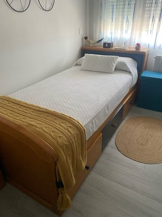 Dormitorio de madera