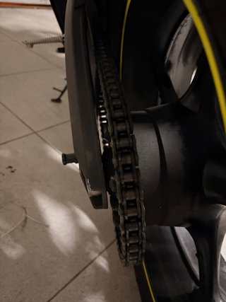 Yamaha R6 Negra